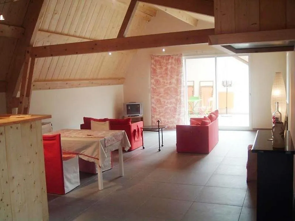 Peaceful Holiday Home With Pool In Ardeche Франция