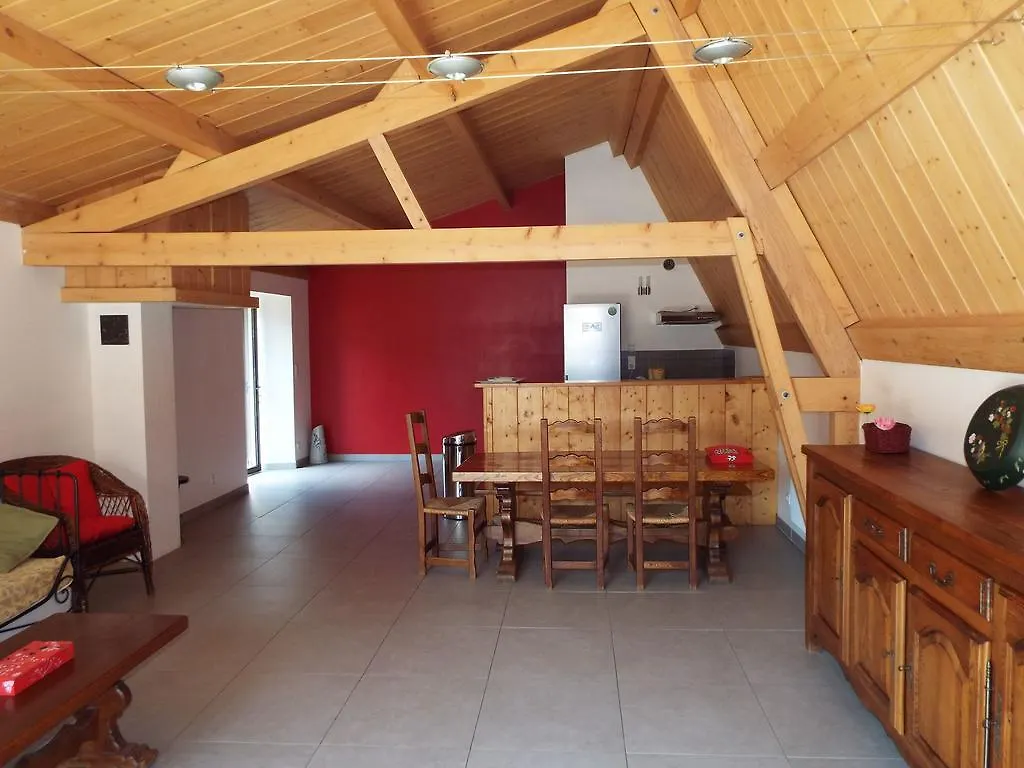 Peaceful Holiday Home With Pool In Ardeche Fabras