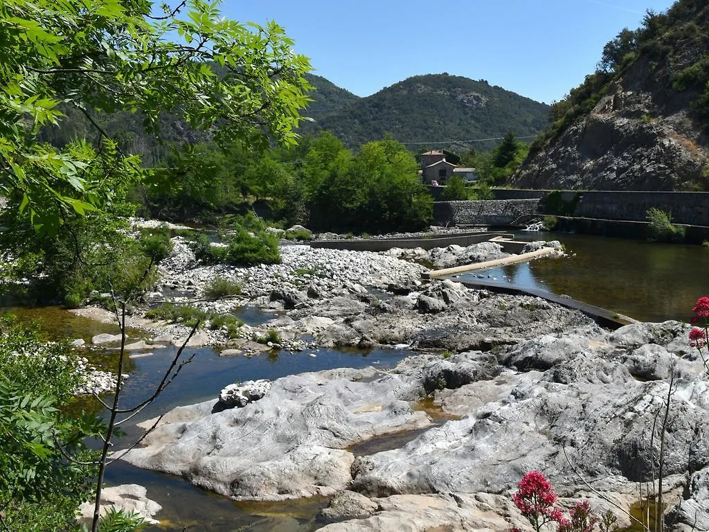 Peaceful Holiday Home With Pool In Ardeche Fabras
